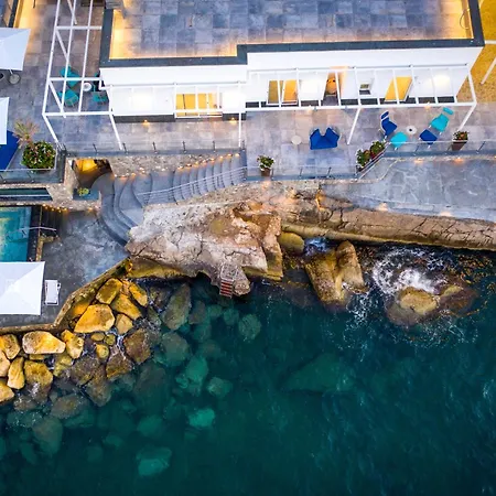 - Del Maggiore * Sorrento