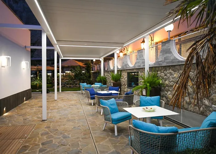 Βίλα - Del Maggiore *