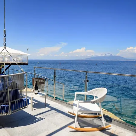 - Del Maggiore Villa Sorrento