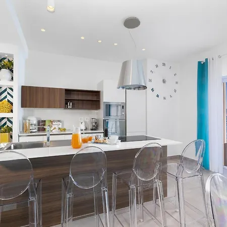 - Del Maggiore Вілла Сорренто