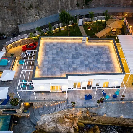 - Del Maggiore Σορέντο