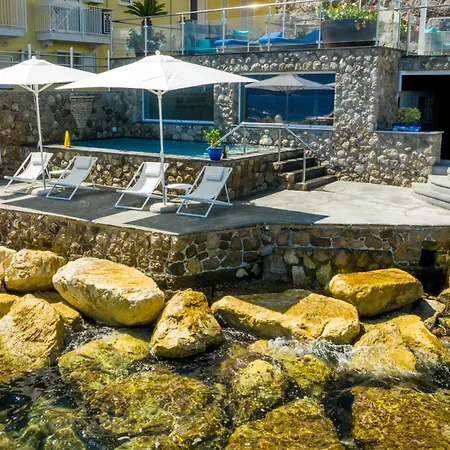 - Del Maggiore Βίλα